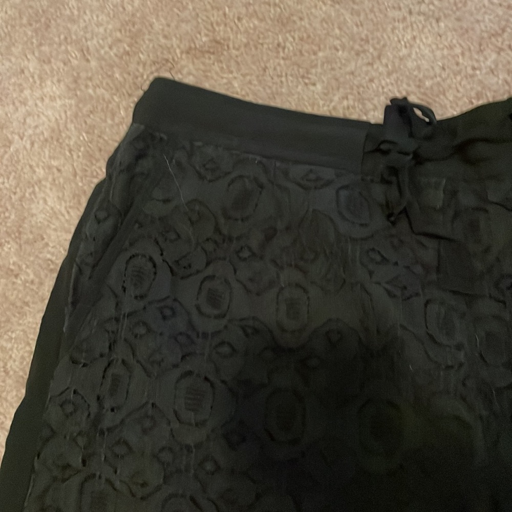LOFT Lace Pull-On Drawstring Shorts - Picture 2 of 3